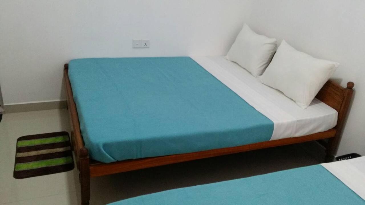 Tea Breeze Motel Nallathanniya Buitenkant foto